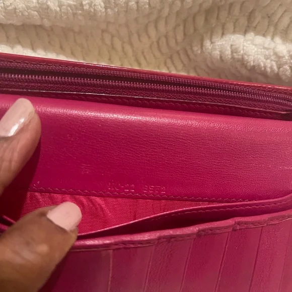 Salvatore Ferragamo Res Wallet - Picture 6 of 10